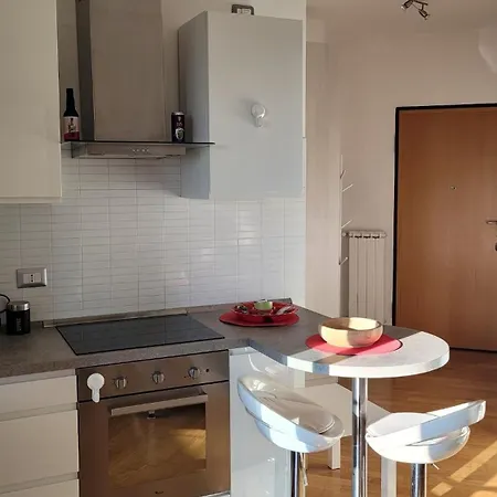 Mini House - 3 Min Dal Gra By Followgreenhouserome